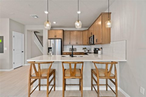 Adosado en venta en Clermont, Florida, 4 dormitorios, 171.59 m2 № 1884946 - foto 12