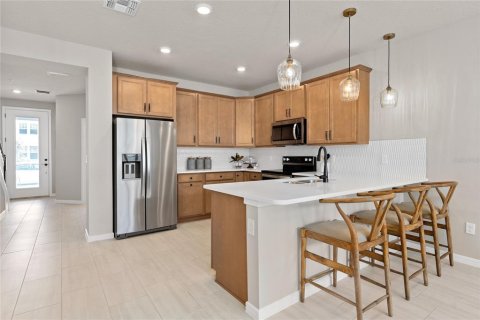 Adosado en venta en Clermont, Florida, 4 dormitorios, 171.59 m2 № 1884946 - foto 11