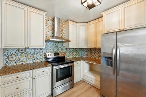 Casa en venta en Lakeland, Florida, 3 dormitorios, 157.93 m2 № 1673139 - foto 12