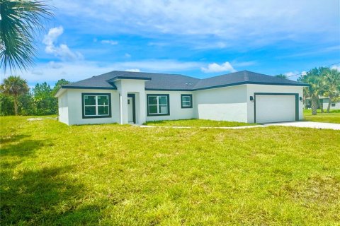 House in Palm Bay, Florida 4 bedrooms, 175.96 sq.m. № 1853964 - photo 2