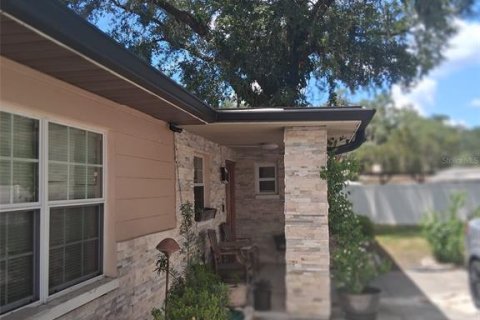 Villa ou maison à vendre à Brandon, Floride: 3 chambres, 134.89 m2 № 2402927 - photo 2