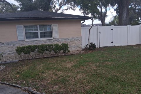 Villa ou maison à Brandon, Floride 3 chambres, 134.89 m2 № 2402927