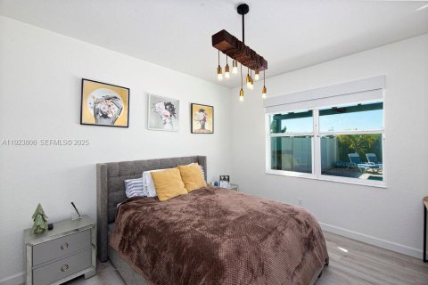 Купить виллу или дом в Порт-Сент-Луси, Флорида 4 спальни, 211.35м2, № 1988461 - фото 23