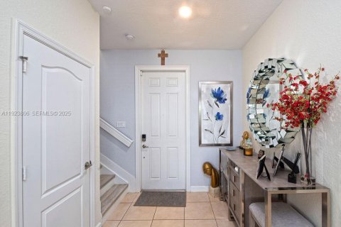 Купить виллу или дом в Порт-Сент-Луси, Флорида 4 спальни, 211.35м2, № 1988461 - фото 26