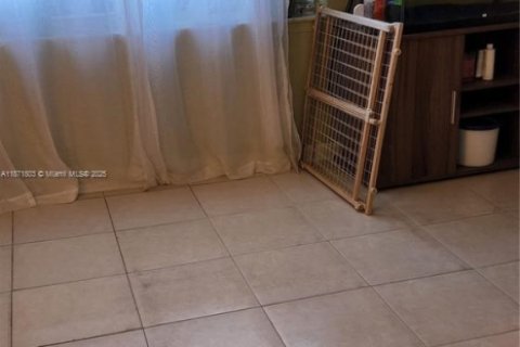 Купить кондоминиум в Хайалиа, Флорида 2 спальни, 131.64м2, № 2037468 - фото 11