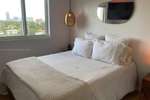 Снять в аренду кондоминиум в Майами, Флорида 2 спальни, 76.92м2, № 1839605 - фото 12