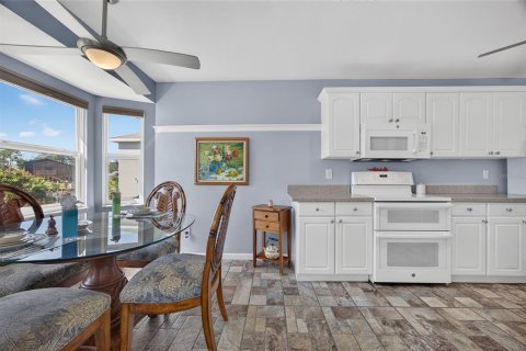 House in Port Charlotte, Florida 3 bedrooms, 146.69 sq.m. № 2258267 - photo 13
