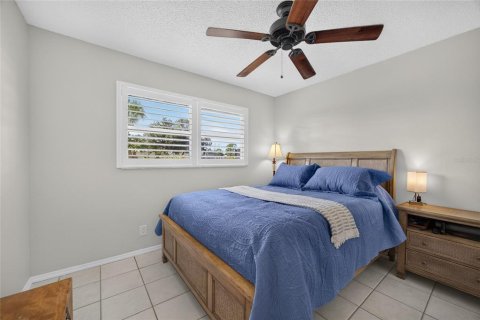 House in Port Charlotte, Florida 3 bedrooms, 146.69 sq.m. № 2258267 - photo 22