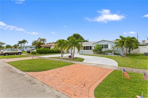 Casa en venta en Hollywood, Florida, 4 dormitorios, 234.11 m2 № 1818570 - foto 8