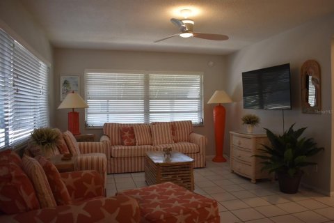 Villa ou maison à vendre à Largo, Floride: 2 chambres, 79.71 m2 № 1918534 - photo 4