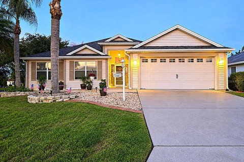 Villa ou maison à The Villages, Floride 3 chambres, 159.33 m2 № 2400957