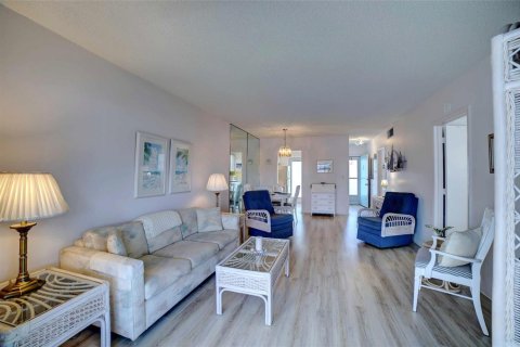 Copropriété à vendre à Boynton Beach, Floride: 2 chambres, 67.73 m2 № 2153768 - photo 4