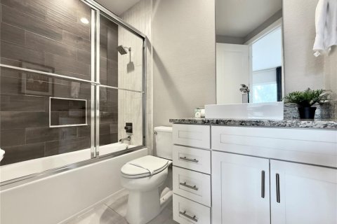 Townhouse in Kissimmee, Florida 5 bedrooms, 201.51 sq.m. № 2143166 - photo 29