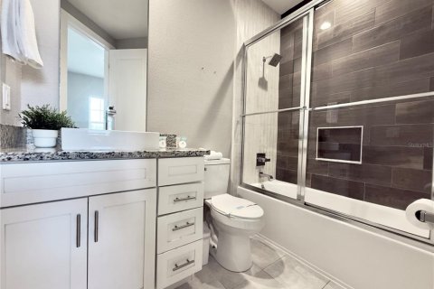 Townhouse in Kissimmee, Florida 5 bedrooms, 201.51 sq.m. № 2143166 - photo 28