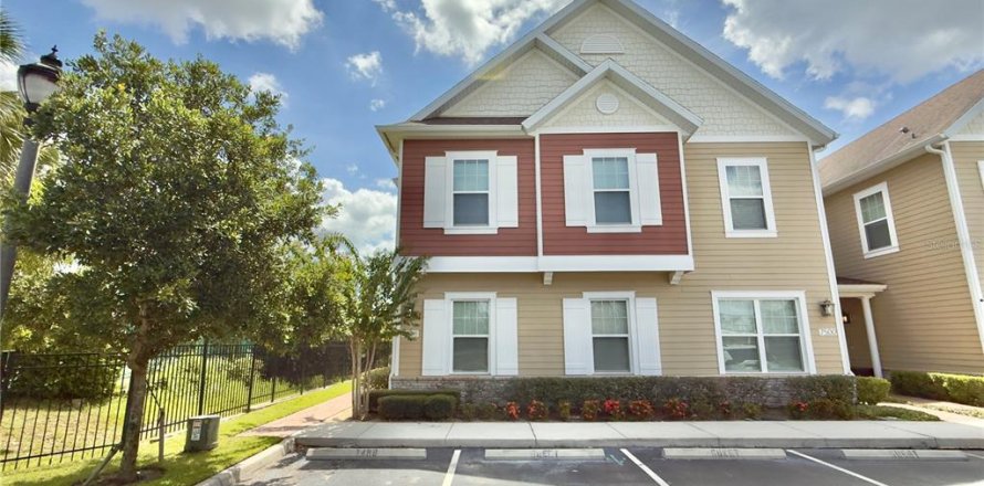 Townhouse in Kissimmee, Florida 5 bedrooms, 201.51 sq.m. № 2143166