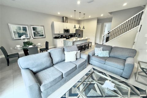 Townhouse in Kissimmee, Florida 5 bedrooms, 201.51 sq.m. № 2143166 - photo 14