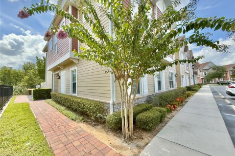 Townhouse in Kissimmee, Florida 5 bedrooms, 201.51 sq.m. № 2143166 - photo 3