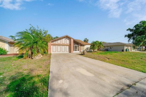 Casa en venta en Port Charlotte, Florida, 3 dormitorios, 160.91 m2 № 2251687 - foto 30
