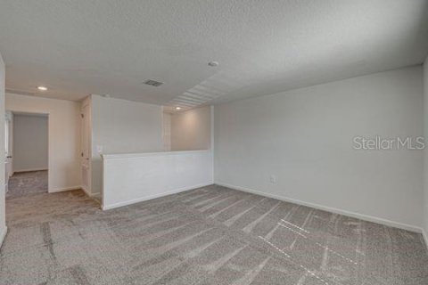 House in Davenport, Florida 4 bedrooms, 247.58 sq.m. № 1906034 - photo 17