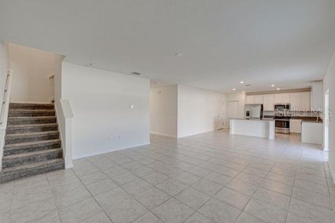 House in Davenport, Florida 4 bedrooms, 247.58 sq.m. № 1906034 - photo 16