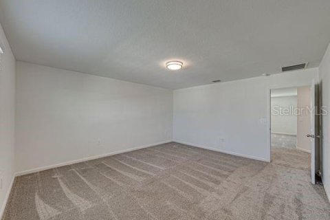 House in Davenport, Florida 4 bedrooms, 247.58 sq.m. № 1906034 - photo 21
