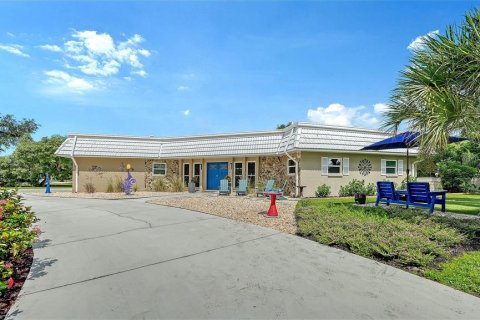 Casa en Sarasota, Florida 3 dormitorios, 166.57 m2 № 2356338