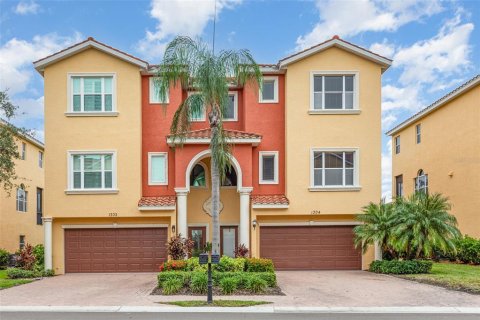 Touwnhouse à Palmetto, Floride 4 chambres, 264.59 m2 № 2436763