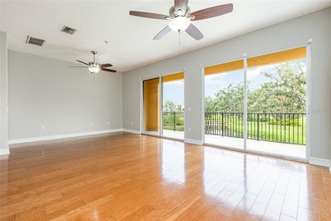 Touwnhouse à vendre à Palmetto, Floride: 4 chambres, 264.59 m2 № 2436763 - photo 7