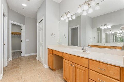 Touwnhouse à vendre à Palmetto, Floride: 4 chambres, 264.59 m2 № 2436763 - photo 18