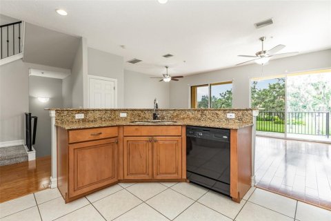 Touwnhouse à vendre à Palmetto, Floride: 4 chambres, 264.59 m2 № 2436763 - photo 13