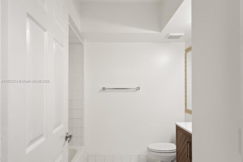 Снять в аренду кондоминиум в Пемброк-Пайнс, Флорида 2 спальни, 101.36м2, № 1989315 - фото 29