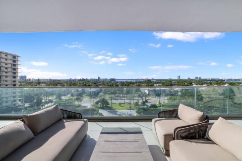 Copropriété à vendre à Bal Harbour, Floride: 2 chambres, 213.3 m2 № 1991727 - photo 24