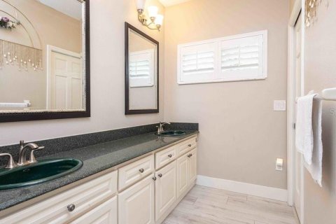 House in Sanford, Florida 3 bedrooms, 188.5 sq.m. № 1818934 - photo 23