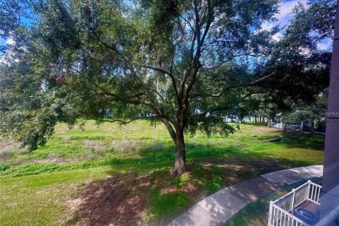 Condo in Orlando, Florida, 2 bedrooms  № 2231617 - photo 11