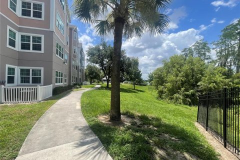 Condo in Orlando, Florida, 2 bedrooms  № 2231617 - photo 24
