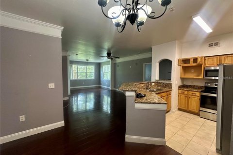 Condo in Orlando, Florida, 2 bedrooms  № 2231617 - photo 3