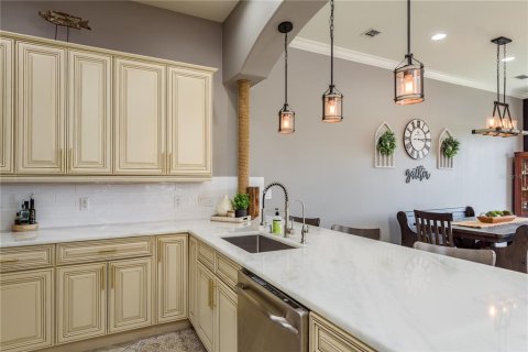 Adosado en venta en Tarpon Springs, Florida, 2 dormitorios, 240.43 m2 № 1877177 - foto 14