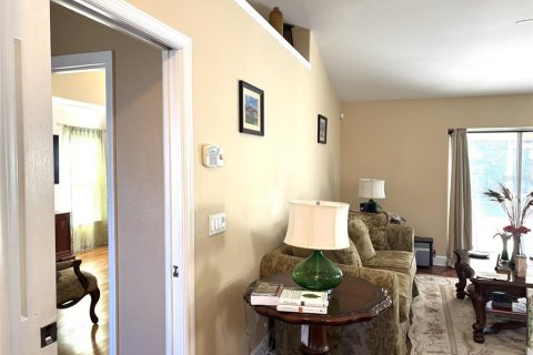House in Ocala, Florida 2 bedrooms, 209.59 sq.m. № 2239997 - photo 21