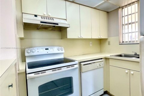 Condominio en venta en Miami, Florida, 1 dormitorio, 63.17 m2 № 1505714 - foto 11