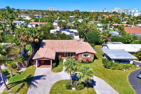 Villa ou maison à Lauderdale-by-the-Sea, Floride 3 chambres, 178.74 m2 № 2087958