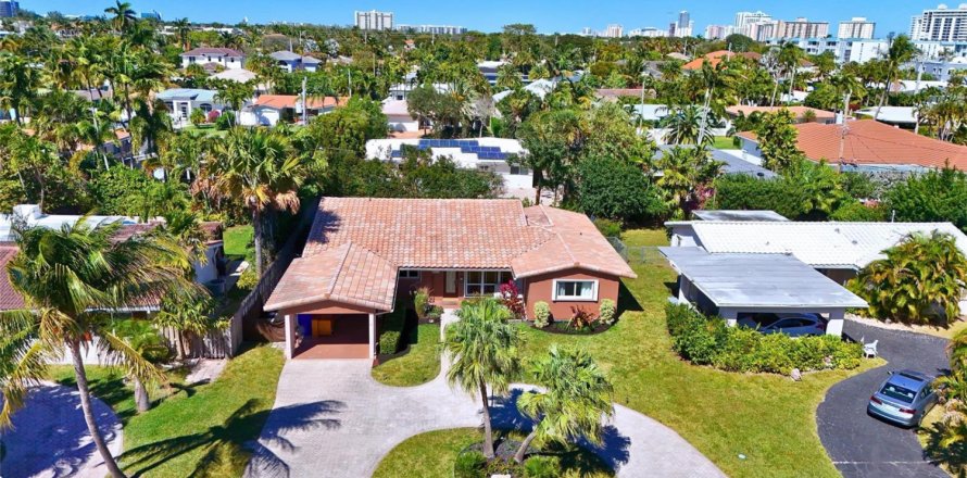 Villa ou maison à Lauderdale-by-the-Sea, Floride 3 chambres, 178.74 m2 № 2087958