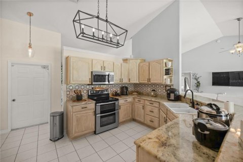 Casa en venta en Ocala, Florida, 4 dormitorios, 226.22 m2 № 1298409 - foto 18