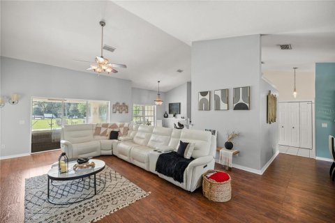 Casa en venta en Ocala, Florida, 4 dormitorios, 226.22 m2 № 1298409 - foto 13