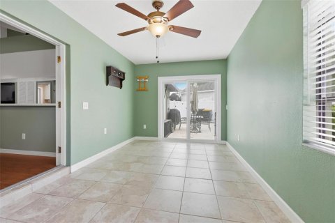 Casa en venta en Orange City, Florida, 3 dormitorios, 161.84 m2 № 2200038 - foto 20
