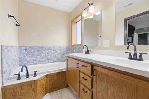 Casa en venta en Orange City, Florida, 3 dormitorios, 161.84 m2 № 2200038 - foto 26