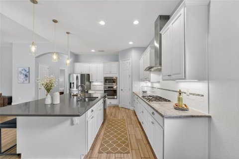 Купить виллу или дом в Аполло-Бич, Флорида 10 комнат, 291.9м2, № 1912207 - фото 29