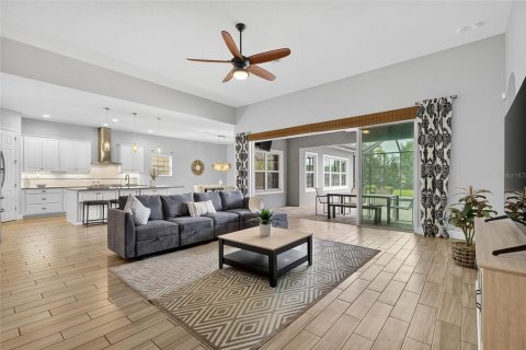 Купить виллу или дом в Аполло-Бич, Флорида 10 комнат, 291.9м2, № 1912207 - фото 24