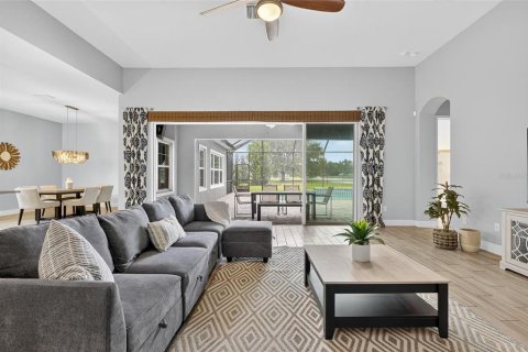 Купить виллу или дом в Аполло-Бич, Флорида 10 комнат, 291.9м2, № 1912207 - фото 23