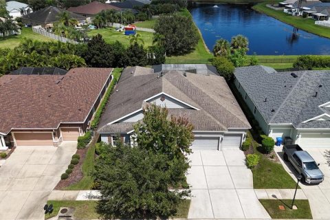 Купить виллу или дом в Аполло-Бич, Флорида 10 комнат, 291.9м2, № 1912207 - фото 3