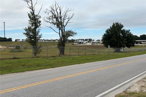 Terreno en Apopka, Florida № 2128631